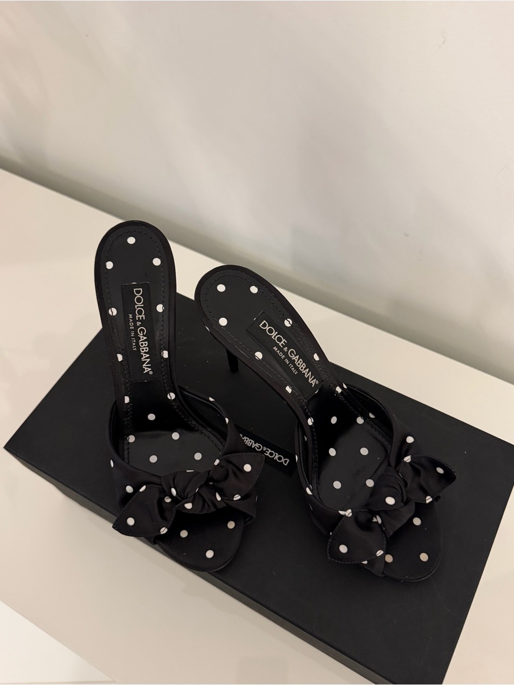 Dolce & Gabbana Black Polka Dot Bow Mules - Picture 2 of 9